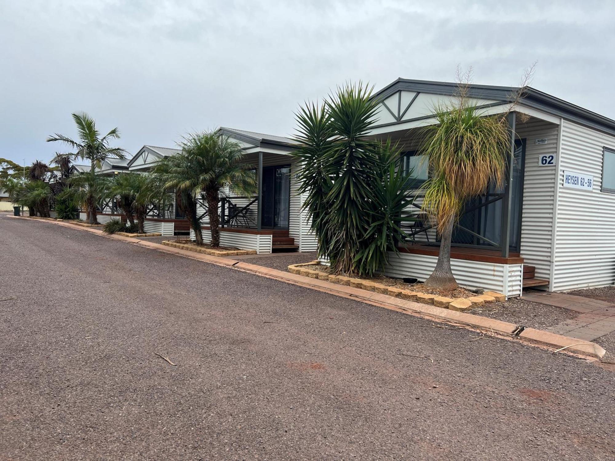 The Sundowner Cabin & Tourist Park Whyalla Kültér fotó