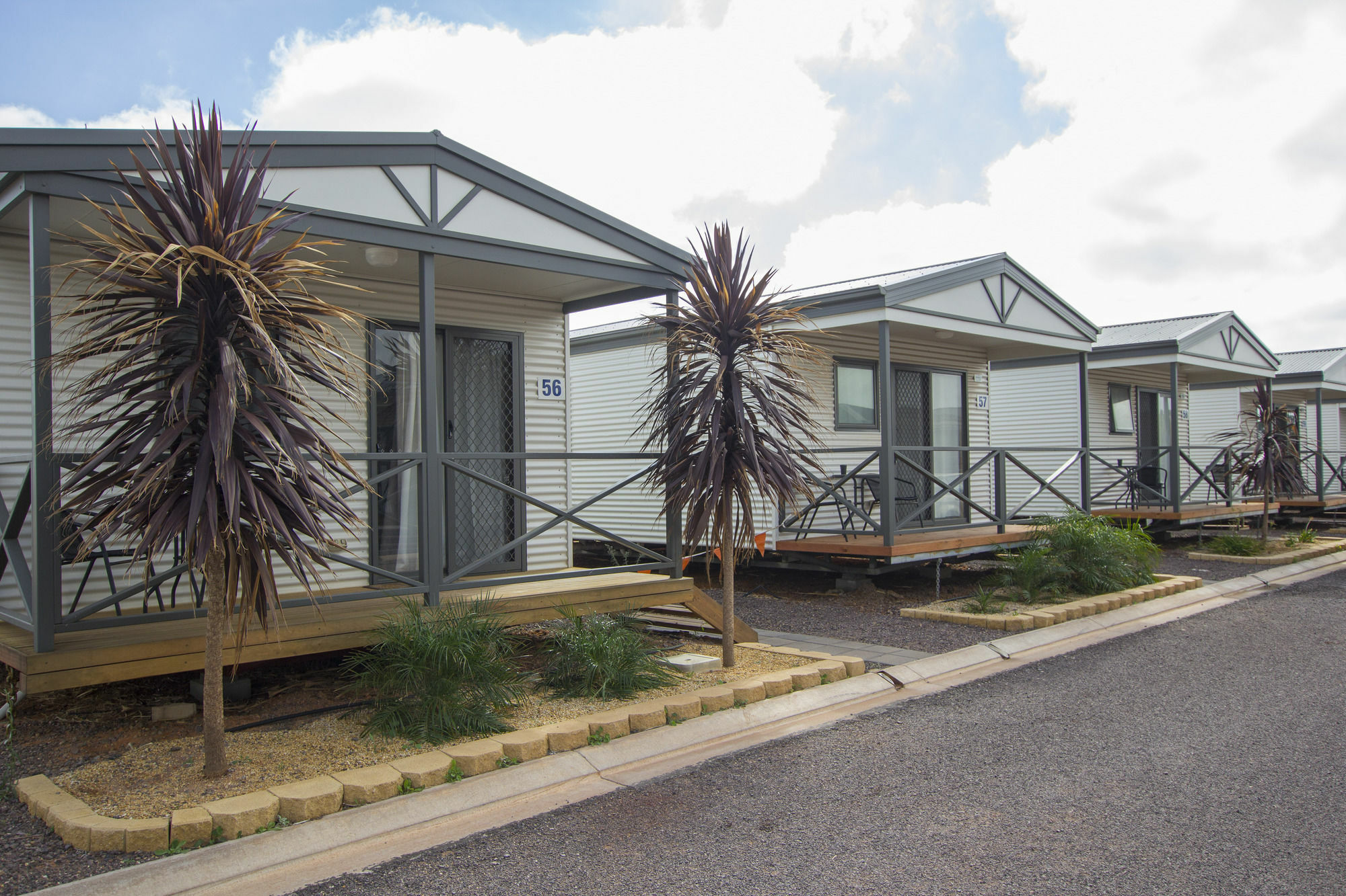 The Sundowner Cabin & Tourist Park Whyalla Kültér fotó