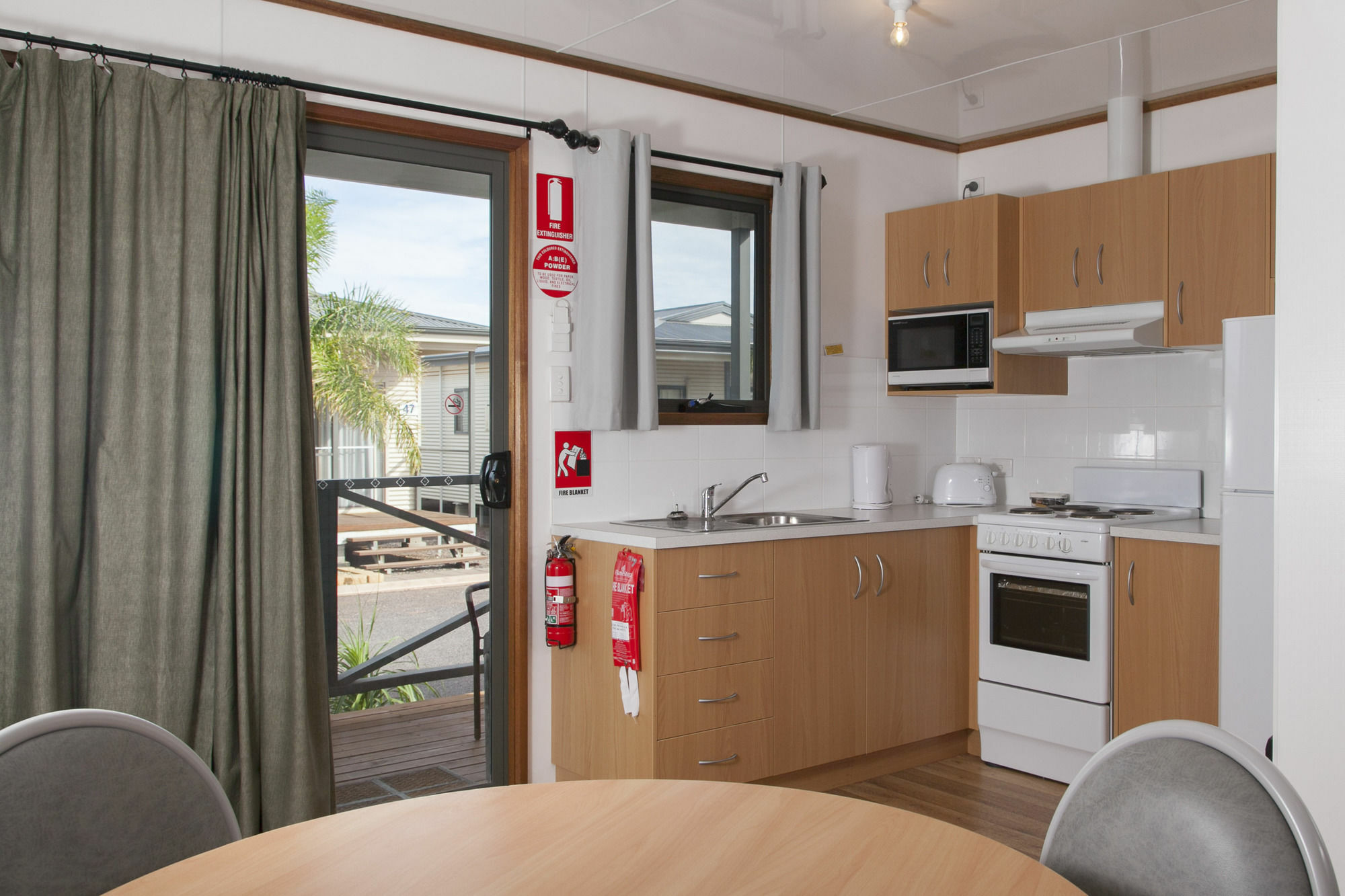 The Sundowner Cabin & Tourist Park Whyalla Kültér fotó